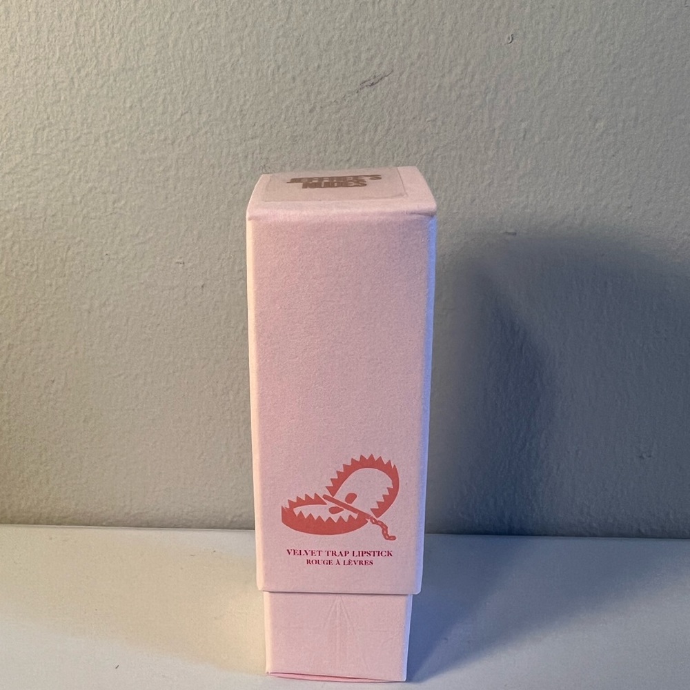 Jeffree Star Velvet Trap Lipstick in Jeffree's Nudes